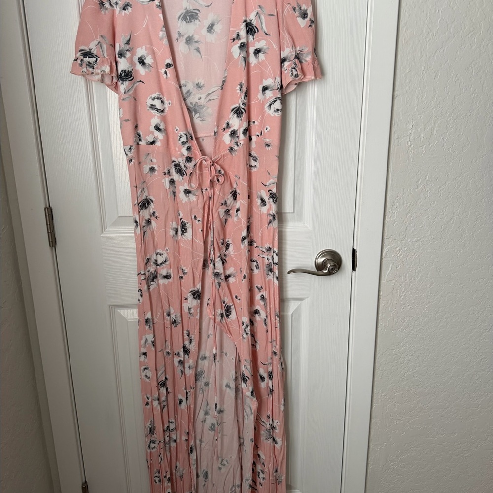 Flynn Skye Blush and Gray Floral Dress